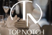 『カメラはファッション』をテーマに 特別イベント「TOP NOTCH」（トップナッチ）を開催